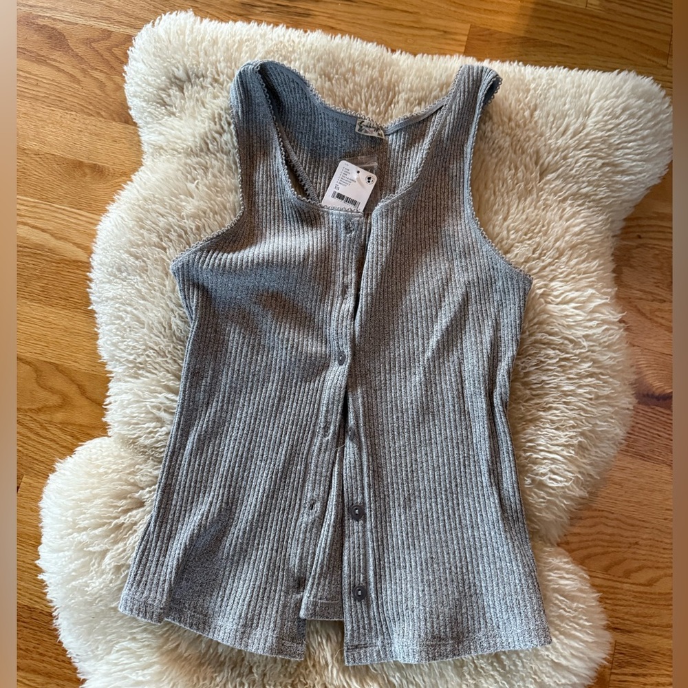 *NWT Free People Gray Ribbed Button-Down Tank Top